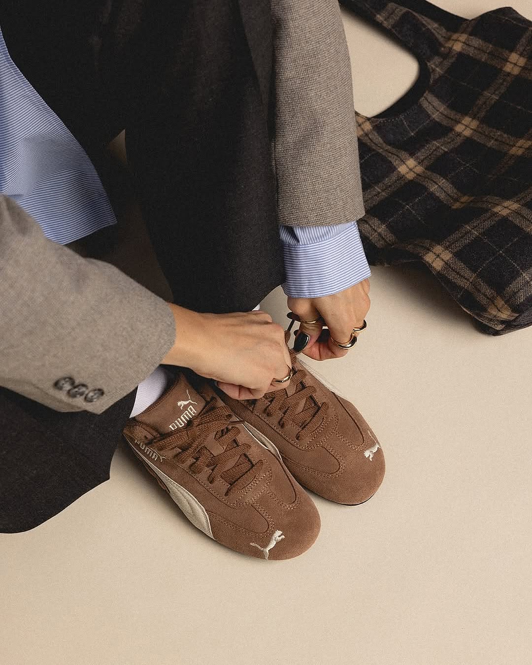 A Ascensão dos Sneakers Marrons: O Tom Neutro que Conquistou as Ruas