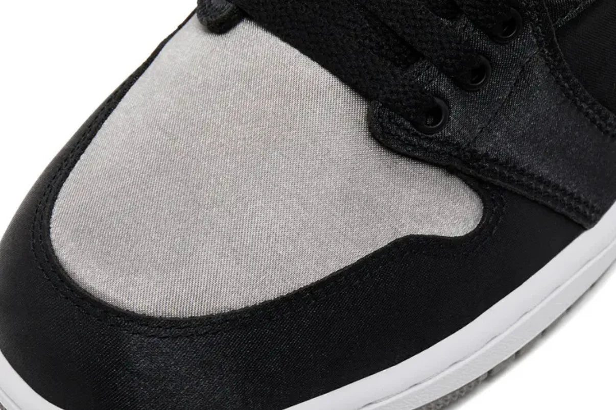 Air Jordan 1 Retro High OG &