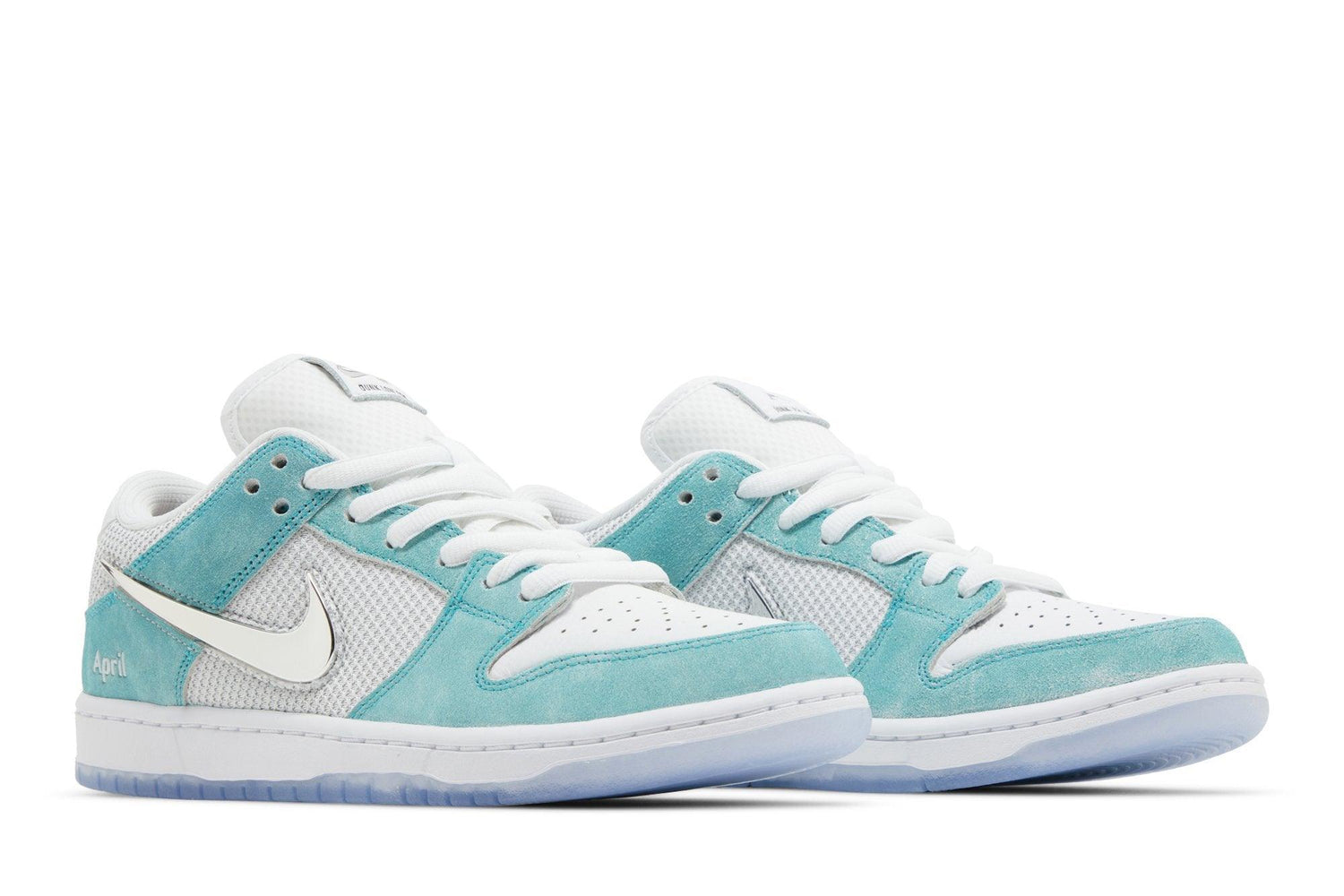 April Skateboards x Nike SB Dunk Low Turbo Green Azul