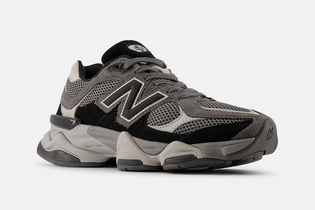 New Balance 9060 Black Castlerock Preto