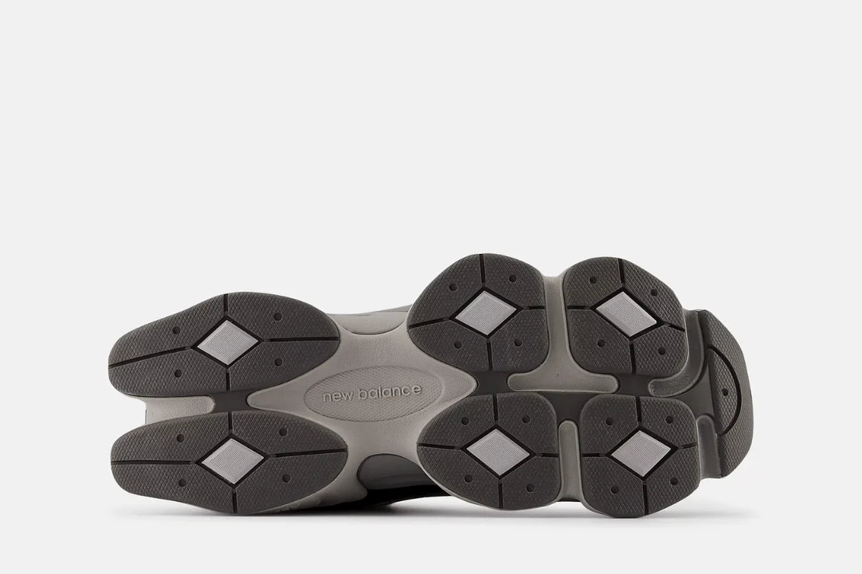 New Balance 9060 Black Castlerock Preto