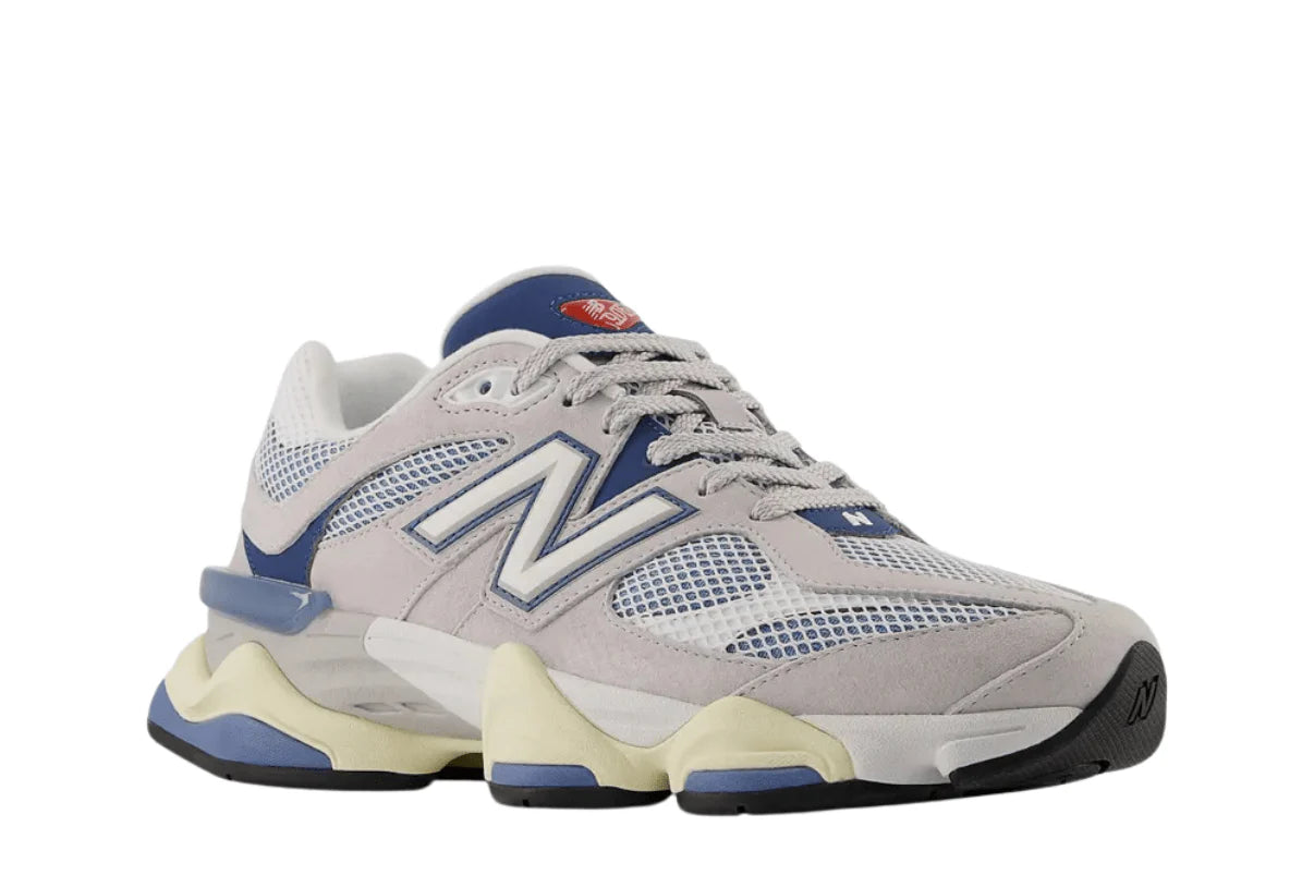 New Balance 9060 &