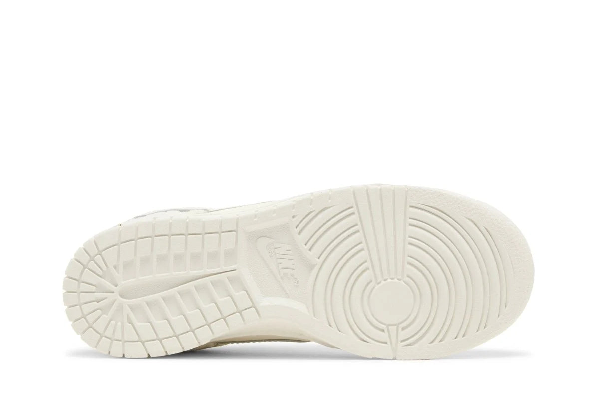 Nike Dunk Low Give Her Flowers Branco