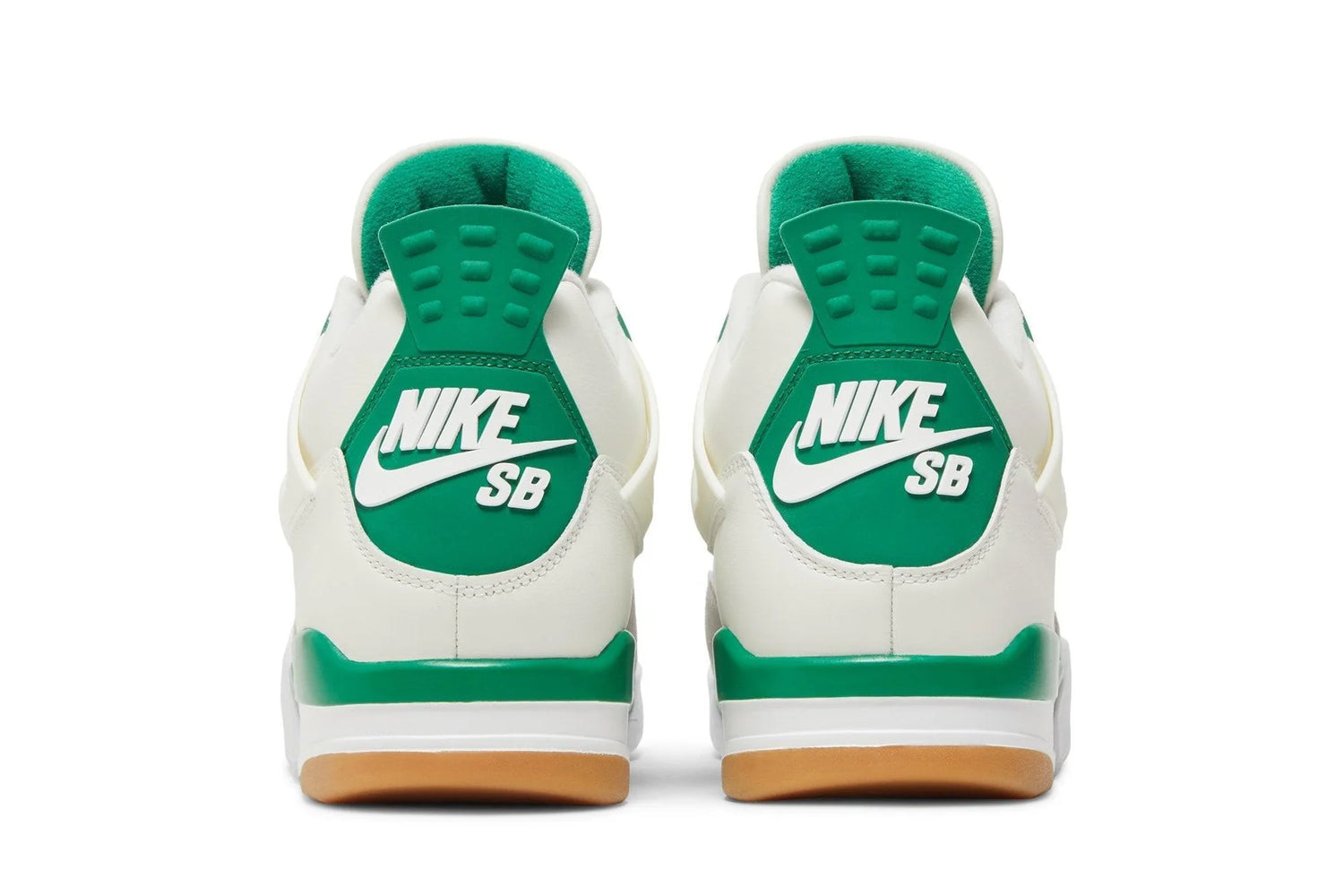 Nike SB x Air Jordan 4 Retro &