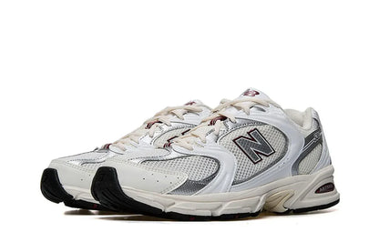 New Balance 530 Sea Salt White Mercury Red Branco (PRONTA ENTREGA)