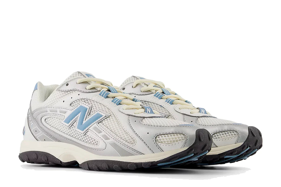 New Balance 204L Silver Metallic Sky Prateado