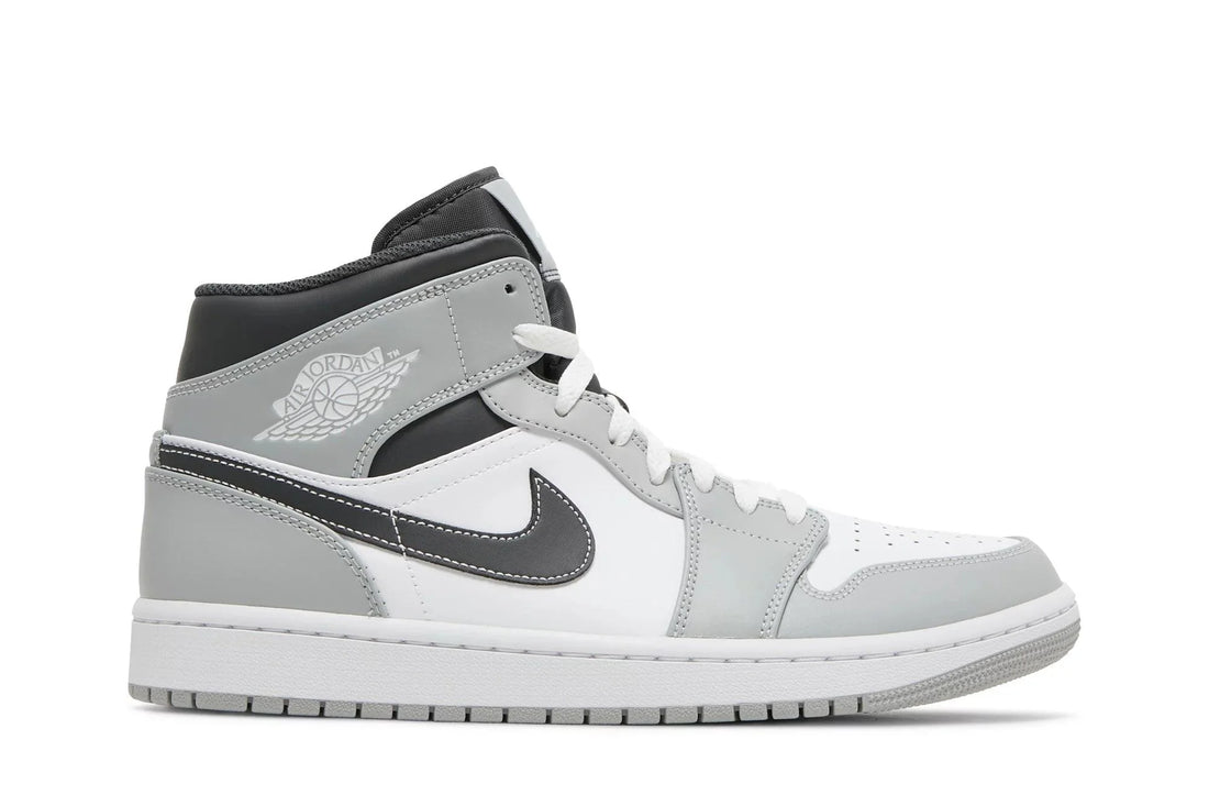 Air Jordan 1 Mid Light Smoke Grey Cinza