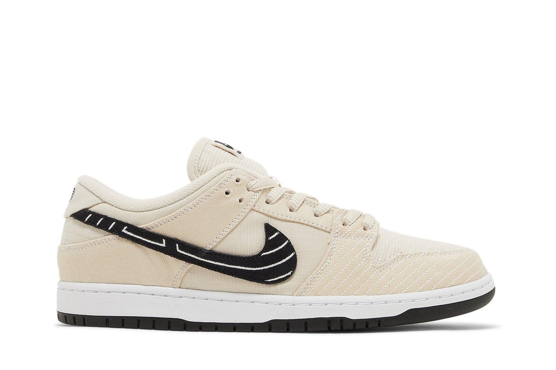 Nike SB Dunk Low Albino &amp; Preto &