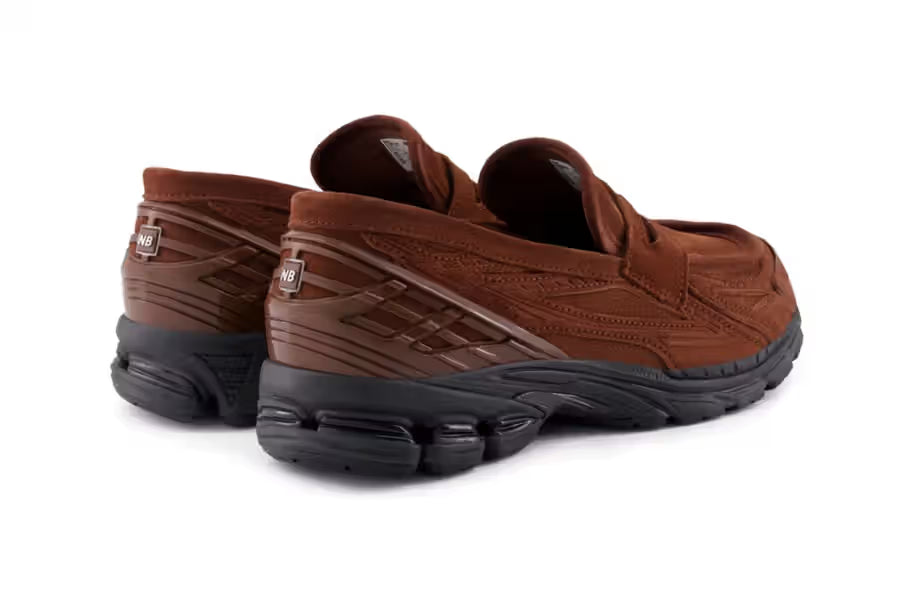 New Balance 1906L Rich Oak Suede Camurça Slip-on Marrom