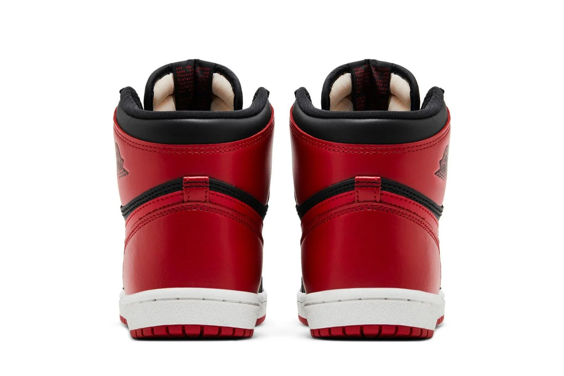 Air Jordan 1 Retro High &