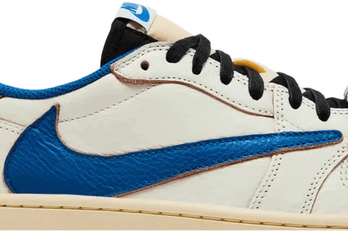 Air Jordan 1 x Travis Scott Retro Low OG SP Nike Sail Military Blue Couro
