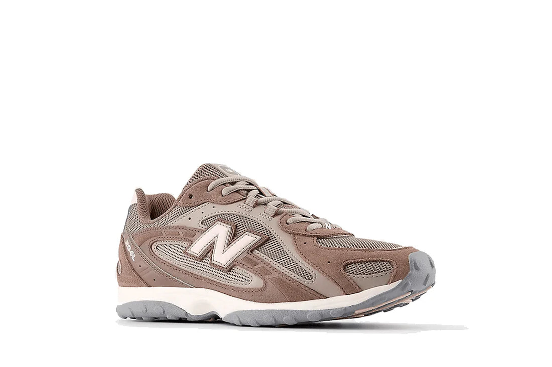 New Balance 204L Cortado Marrom