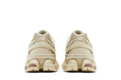 New Balance 9060 Bone Sparrow Marrom