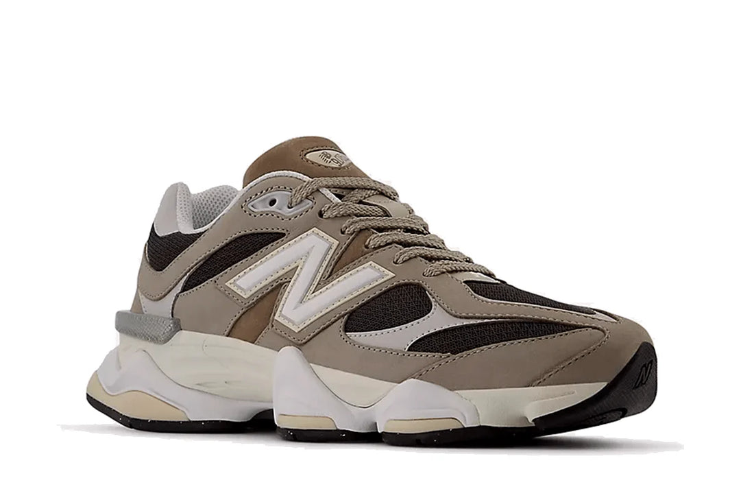 New Balance 9060 Fall Suedes Pack Arid Stone Marrom
