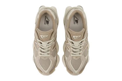 New Balance 9060 Mushroom Arid Stone Bege