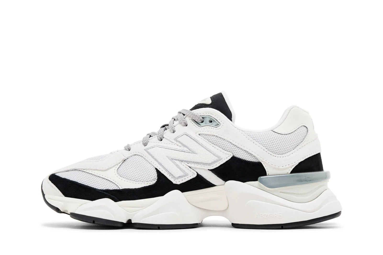 New Balance 9060 Reflection Black Suede Branco