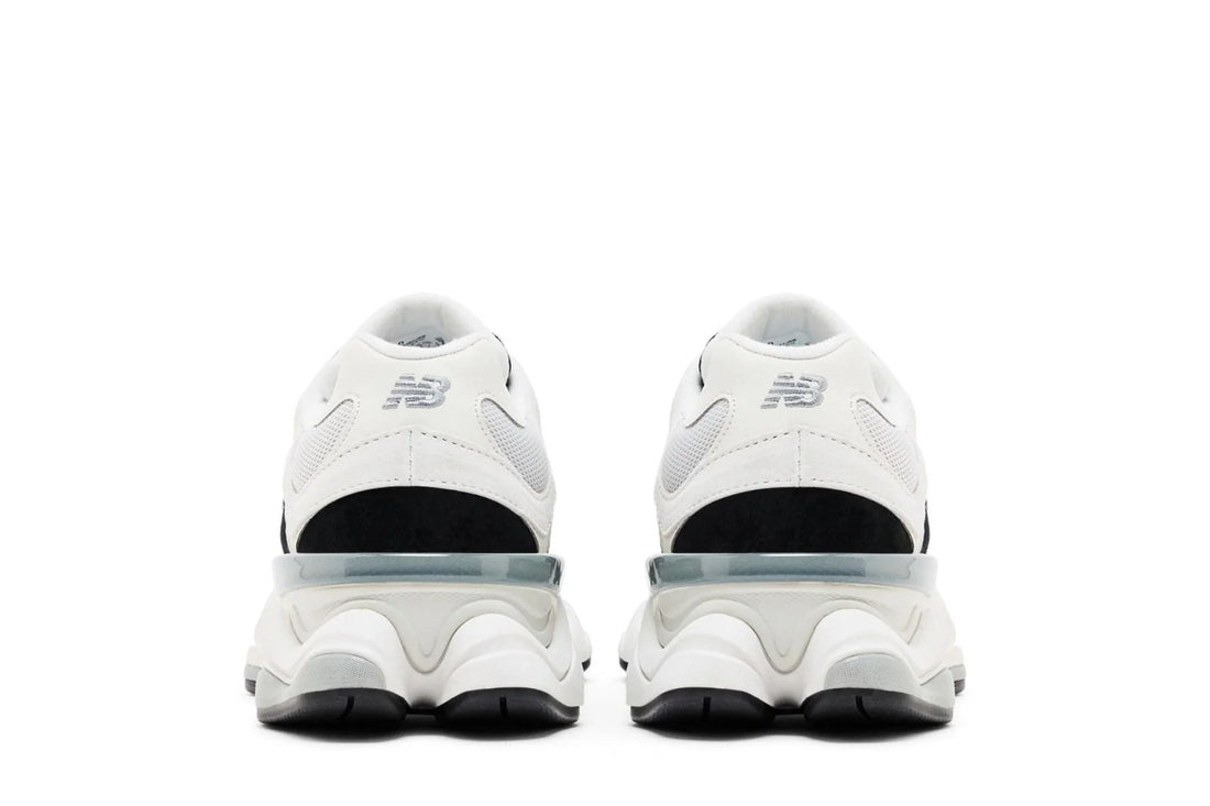 New Balance 9060 Reflection Black Suede Branco
