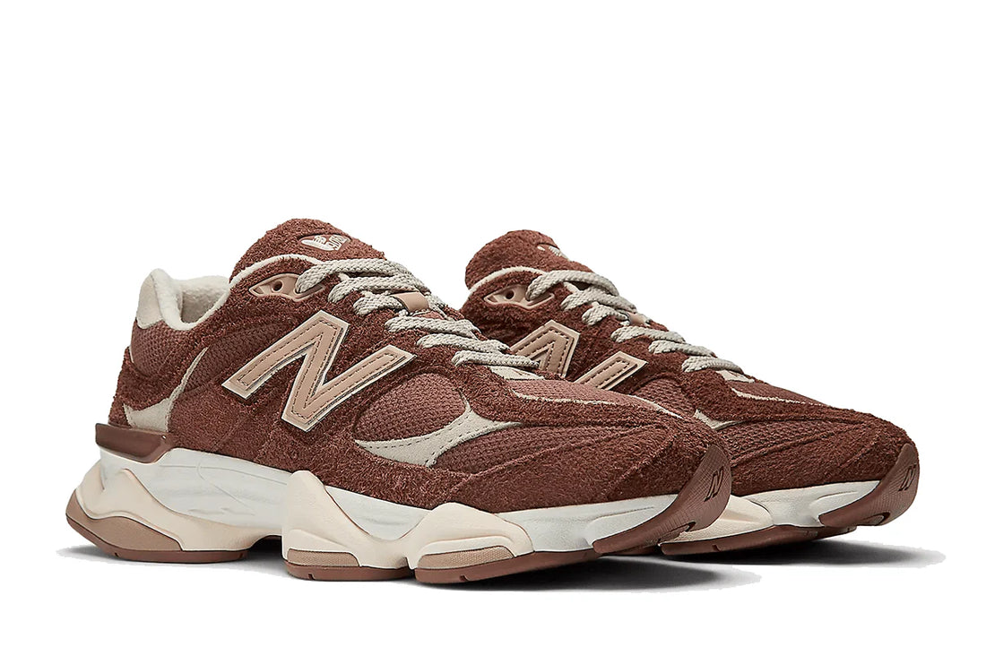 New Balance 9060 Rich Oak Marrom