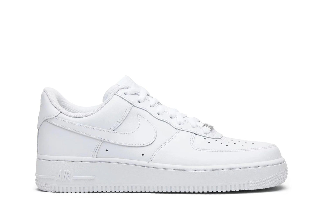 Nike Air Force 1 &