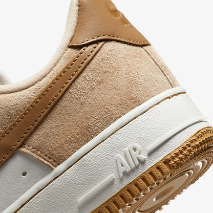 Nike Air Force 1 Low LXX &quot;Vachetta Tan Flax&quot; Marrom
