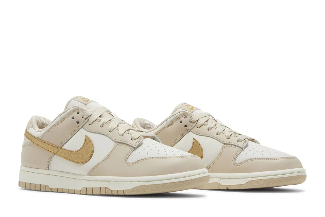 Nike Dunk Low Phantom Metallic Gold Dourado