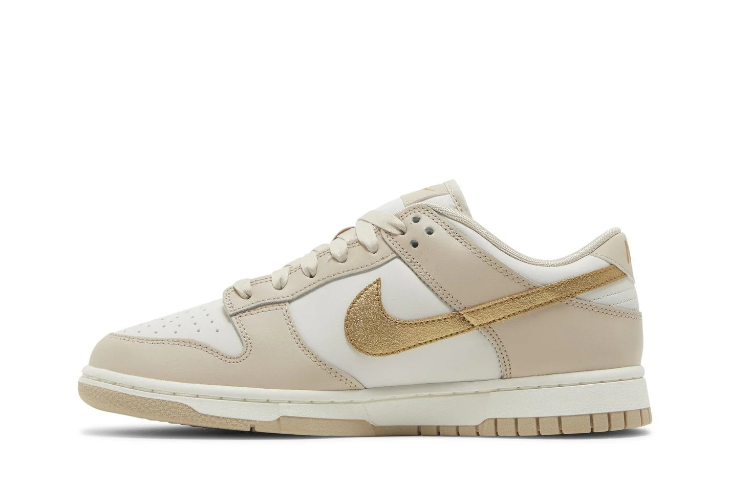 Nike Dunk Low Phantom Metallic Gold Dourado