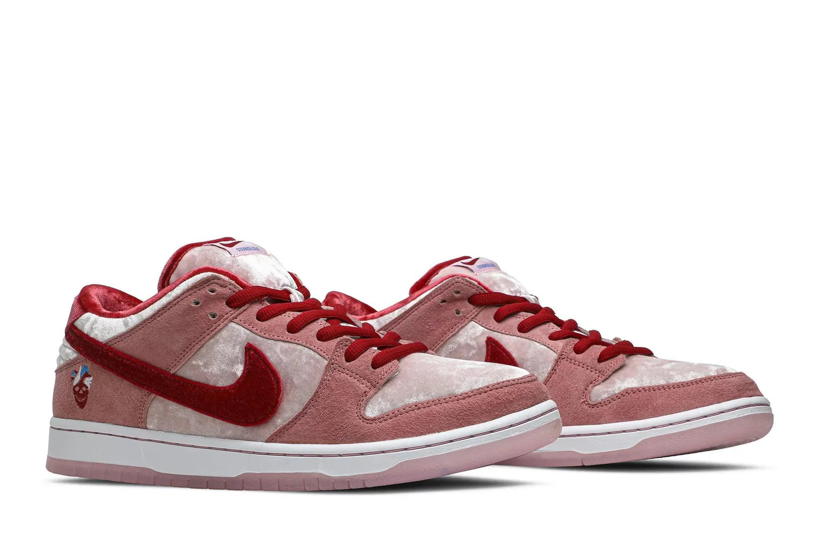 Nike SB Dunk Low Strangelove Rosa