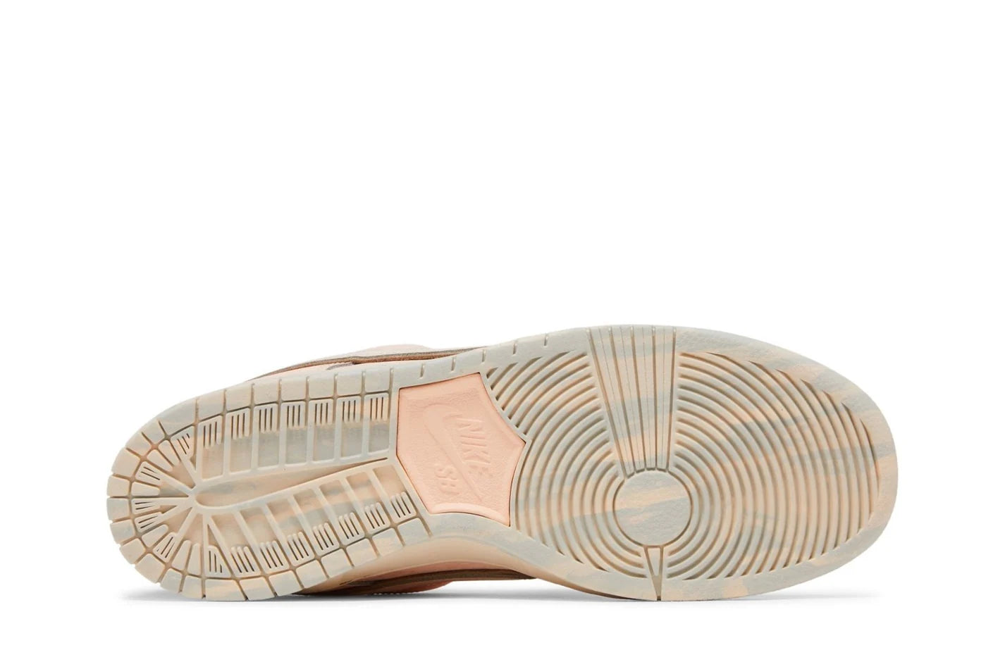 Nike Sb Dunk Low Trocadéro Gardens Marrom