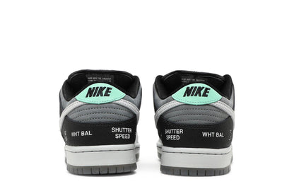 Nike SB Dunk Low VX 1000 Camcorder Cinza
