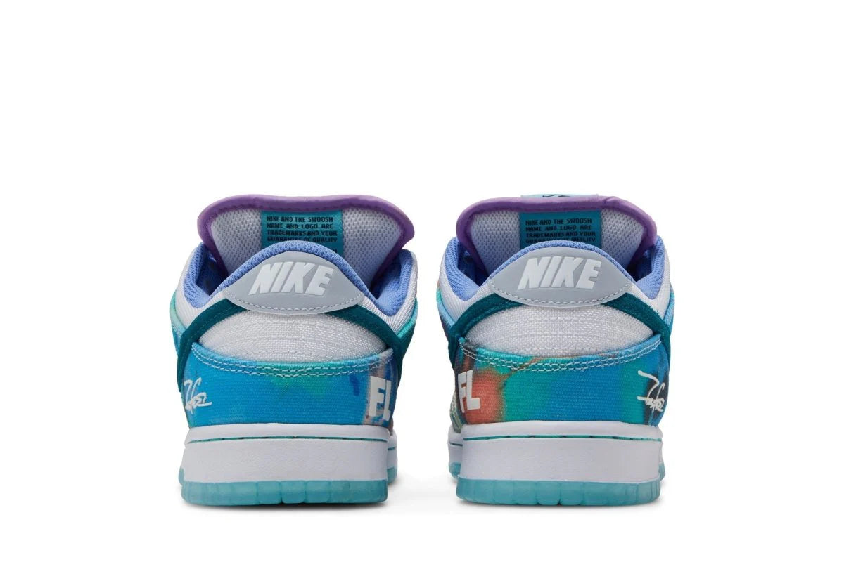 Nike Sb Dunk Low x Futura Skateboard Bleached Aqua Azul