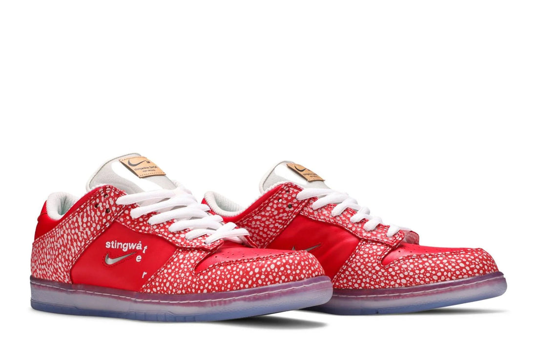 Nike Sb Dunk Low x Stingwater Magic Mushroom Vermelho