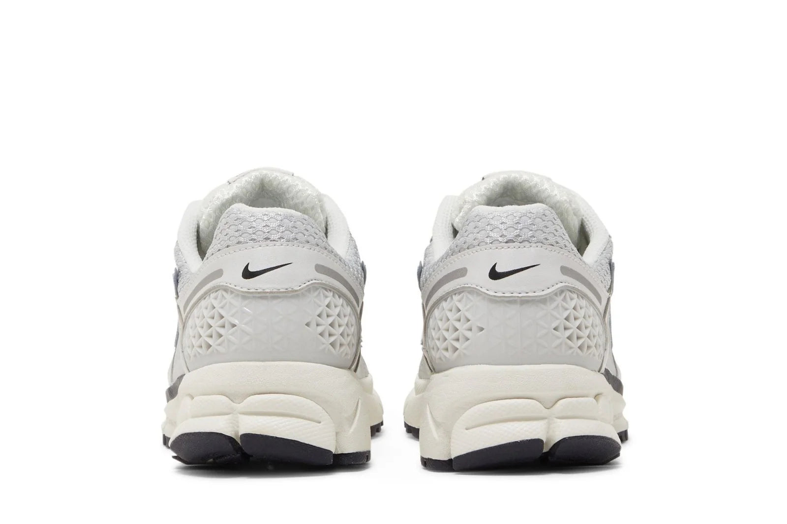 Nike Zoom Vomero 5 Photon Dust Metallic Silver Cinza