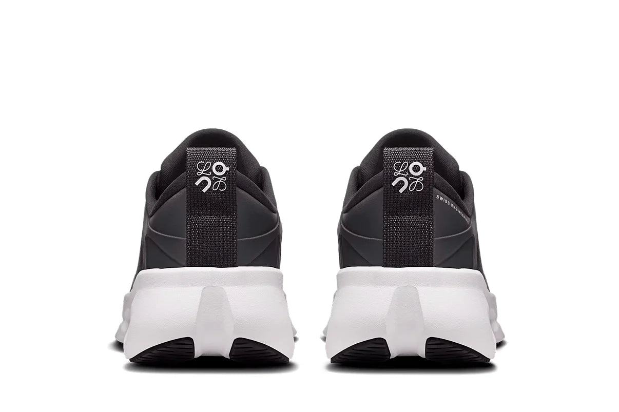 On Running Cloudsolo Loewe Black/White Preto