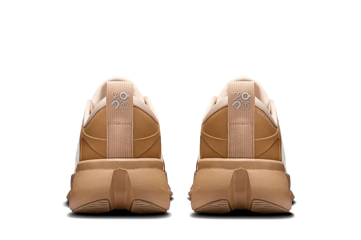 On Running Cloudsolo Loewe Dark Sand Cream Bege