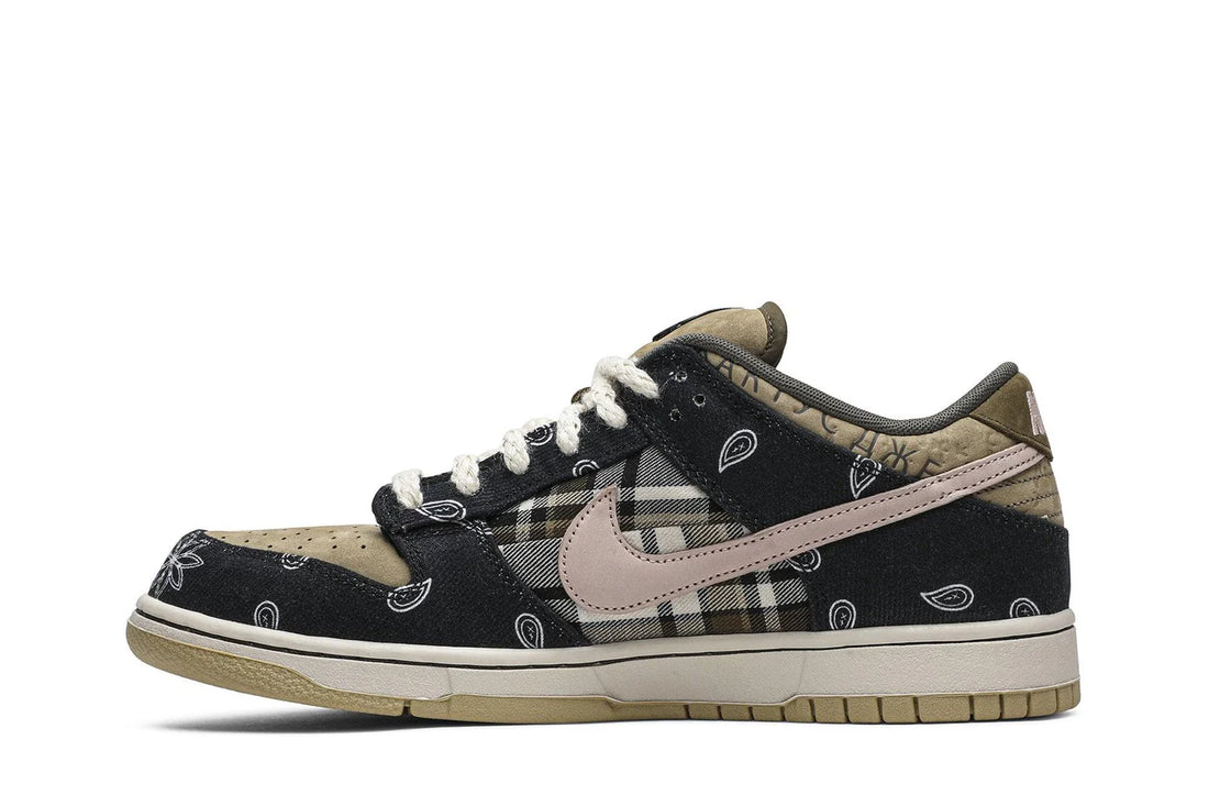 Travis Scott x Nike Dunk Low Cactus Jack Preto