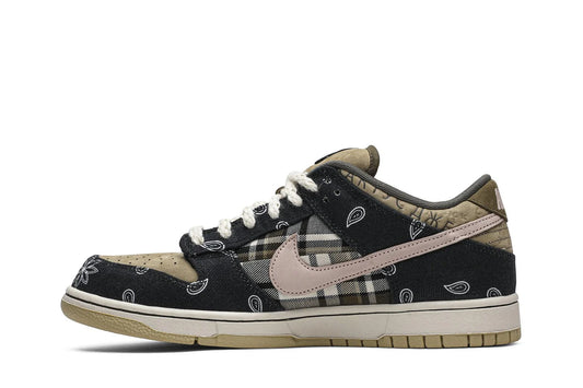 Travis Scott x Nike Dunk Low Cactus Jack Preto